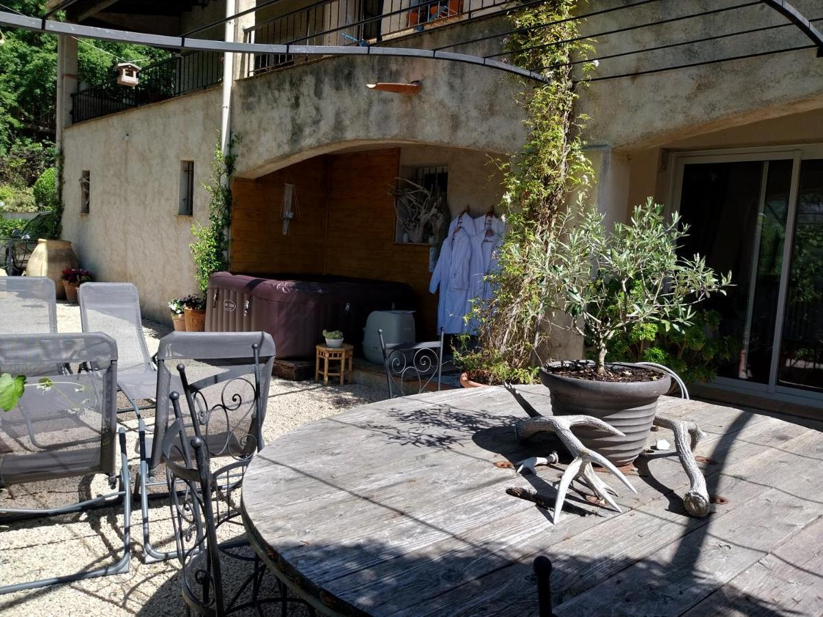 Gite Du Prinas Greolieres Kültér fotó