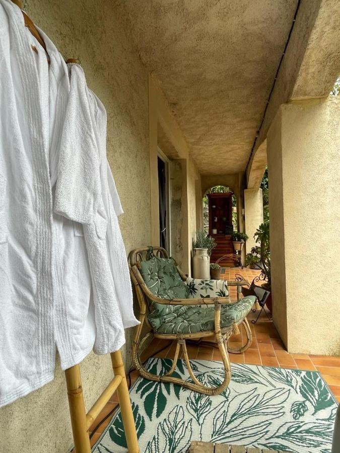 Gite Du Prinas Greolieres Kültér fotó